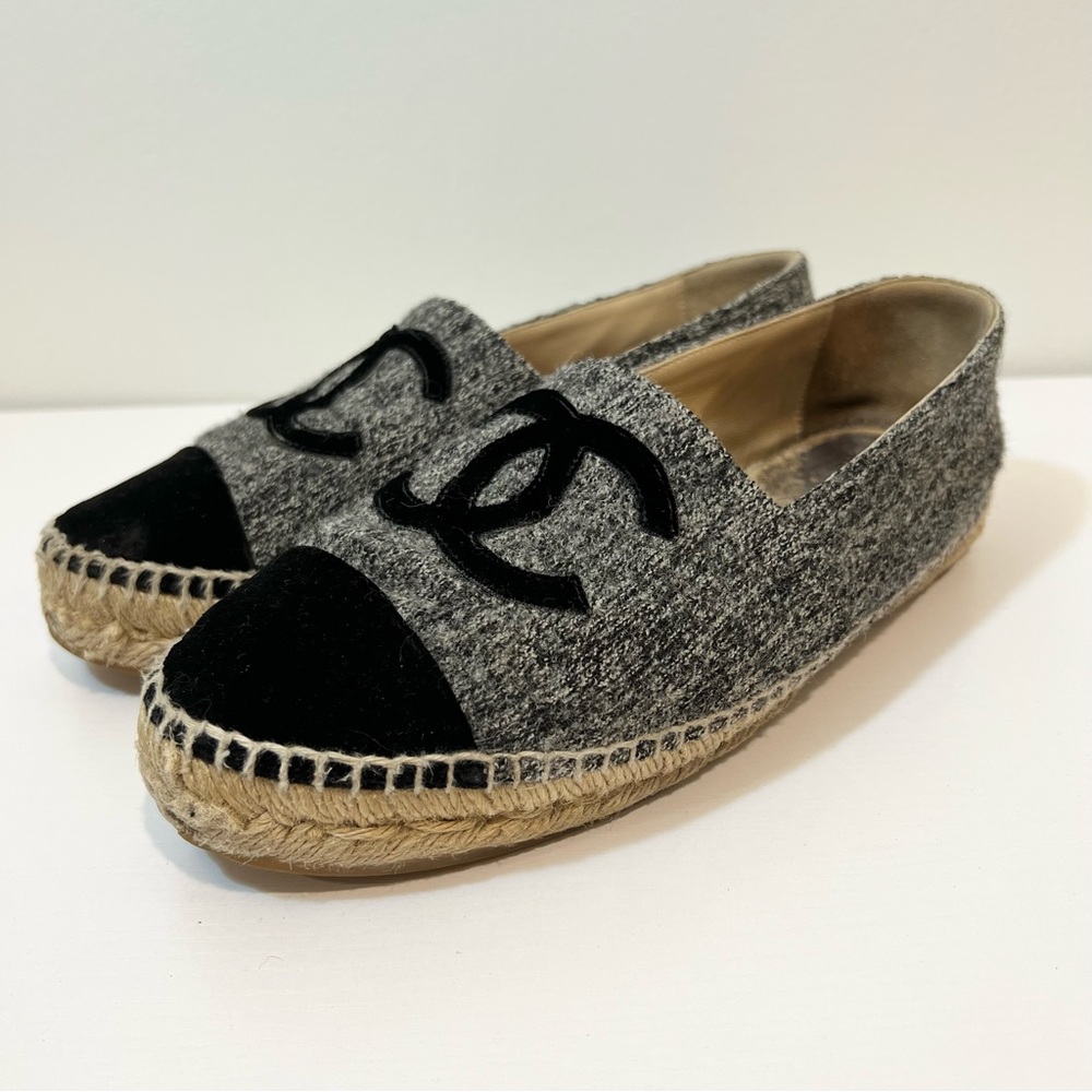 Chanel - Black Velvet and Gray Wool Espadrilles Size 39